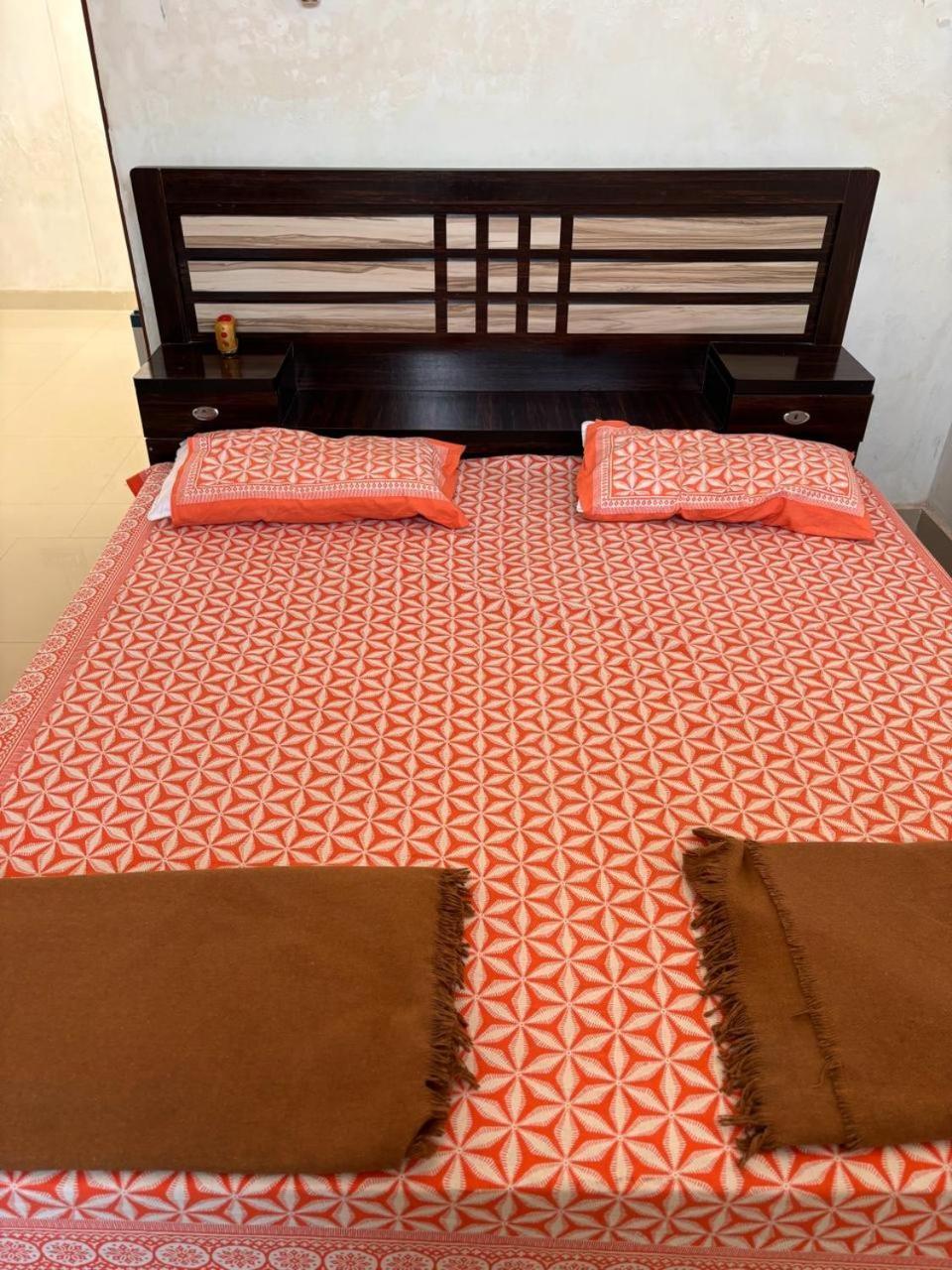 Sriram Homestay 01 Km To Sri Ram Mandir Ayodhya Exterior foto